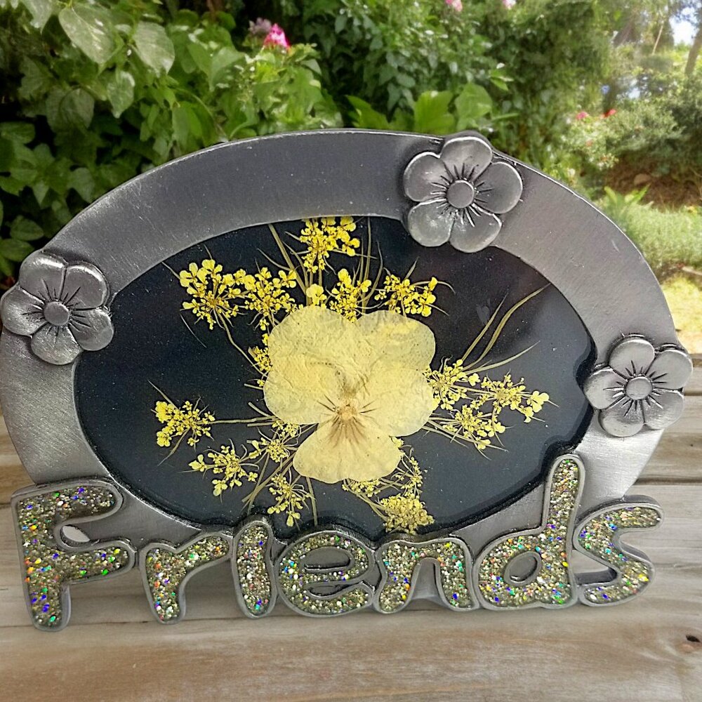 Friends Oval Pewter Metal Picture Frame 1970 Nostalgic Frame 3 1/4"  x 4"